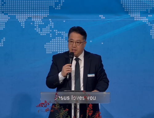 섰으나, 넘어질까 조심하십시오